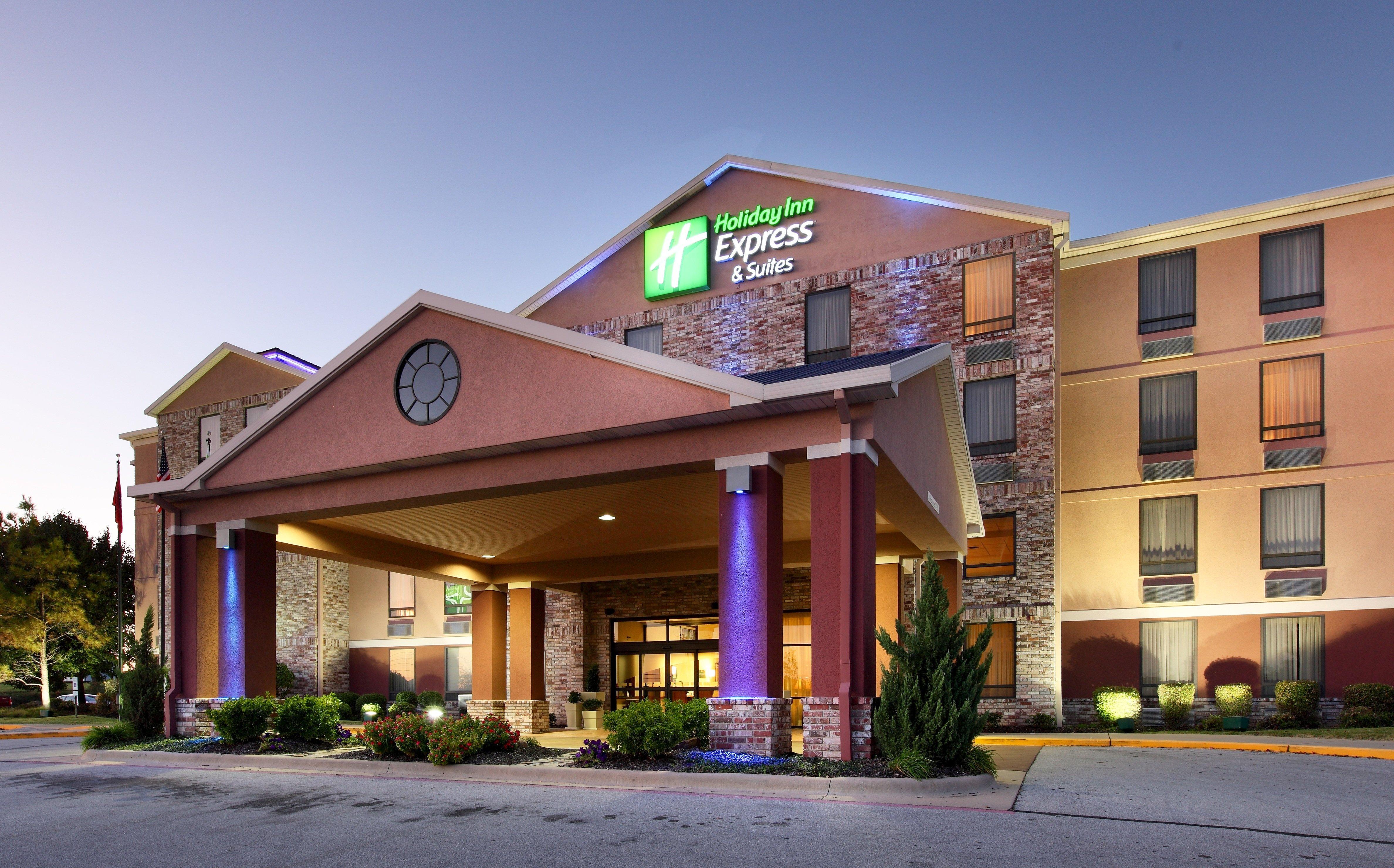 Holiday Inn Express Hotel & Suites Harrison Ngoại thất bức ảnh