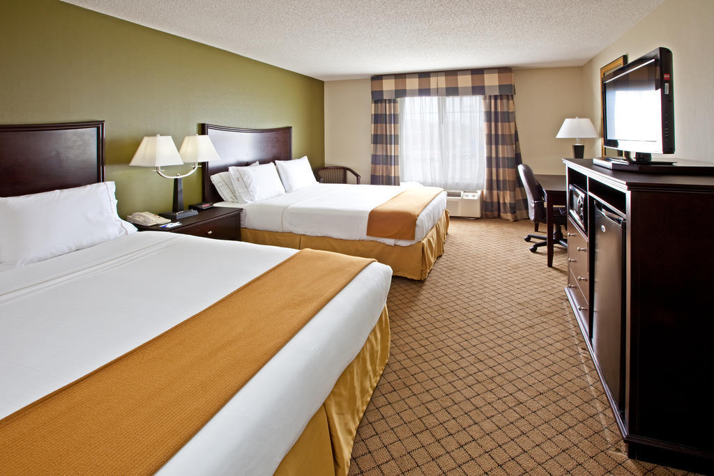 Holiday Inn Express Hotel & Suites Harrison Ngoại thất bức ảnh