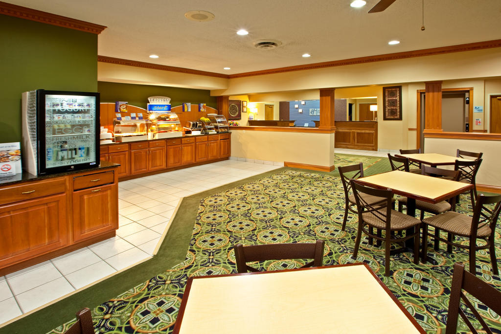Holiday Inn Express Hotel & Suites Harrison Ngoại thất bức ảnh