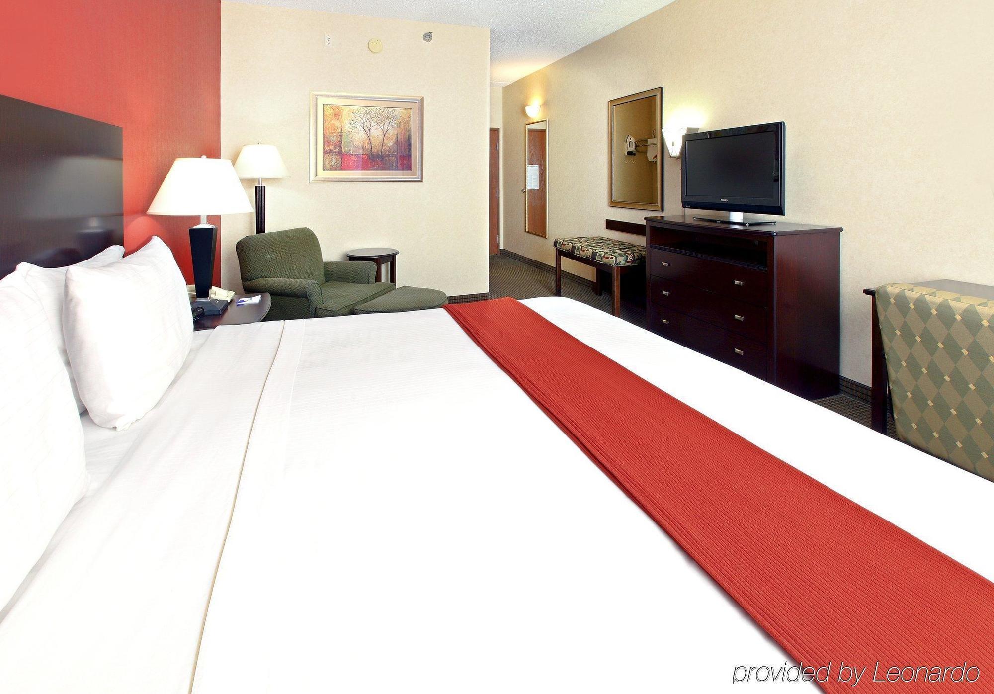 Holiday Inn Express Hotel & Suites Harrison Phòng bức ảnh