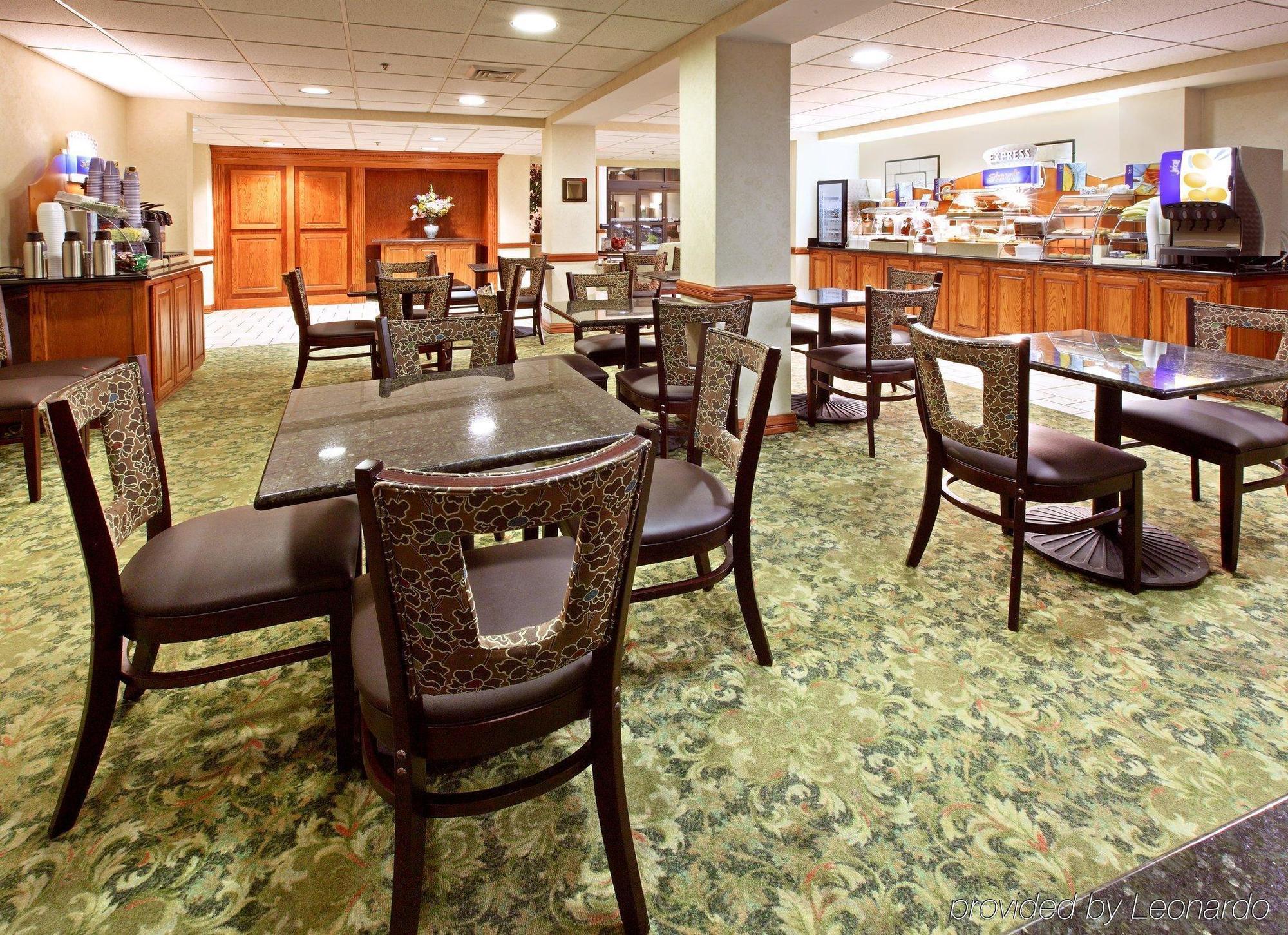 Holiday Inn Express Hotel & Suites Harrison Ngoại thất bức ảnh